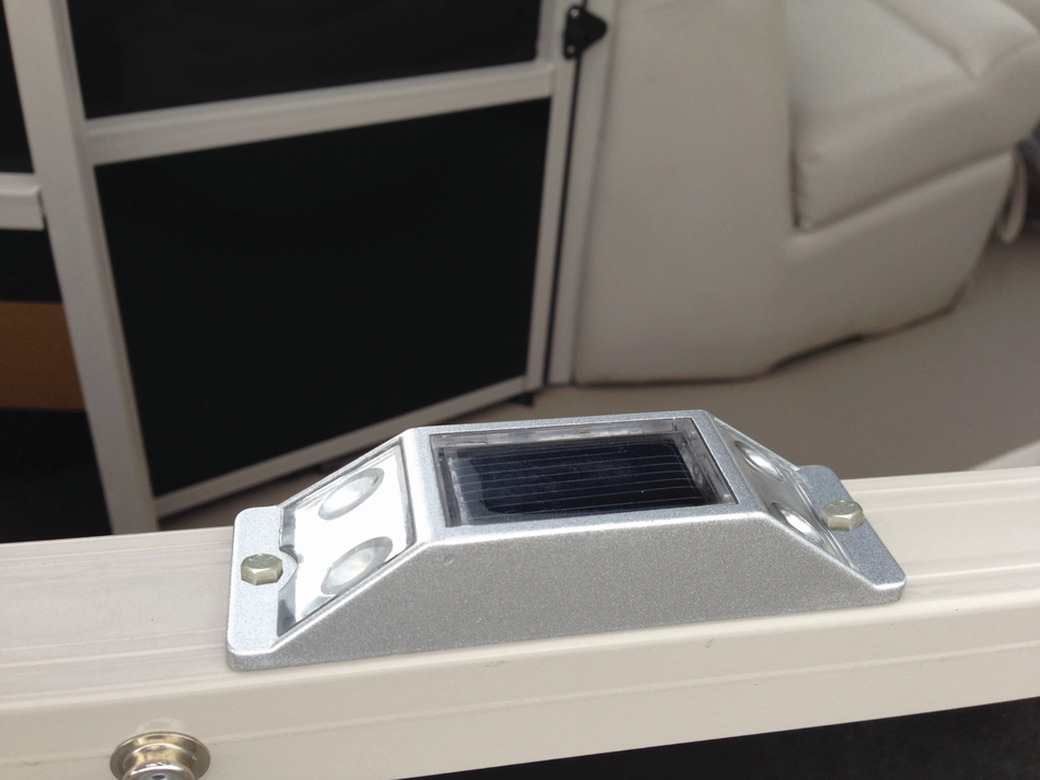 Dock Edge Starlite Pontoon Rail & Guide Solar Light DE96350F